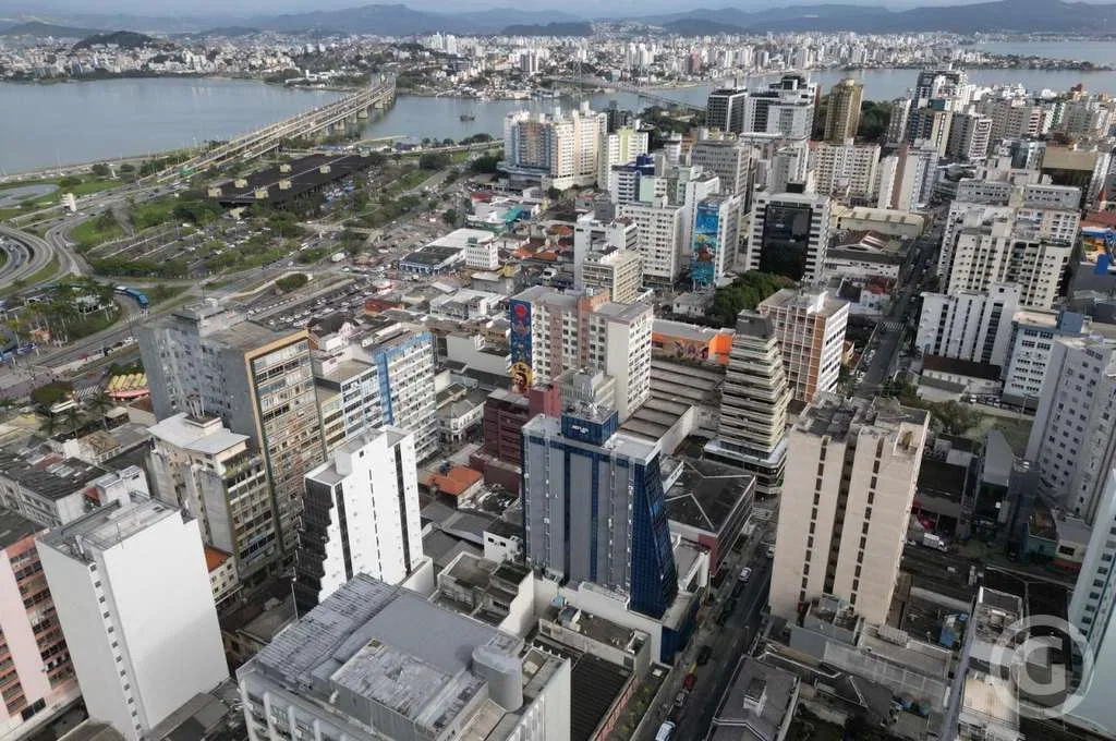 Apartamento semimobiliado de 100 m² com 2 quartos — photo 18
