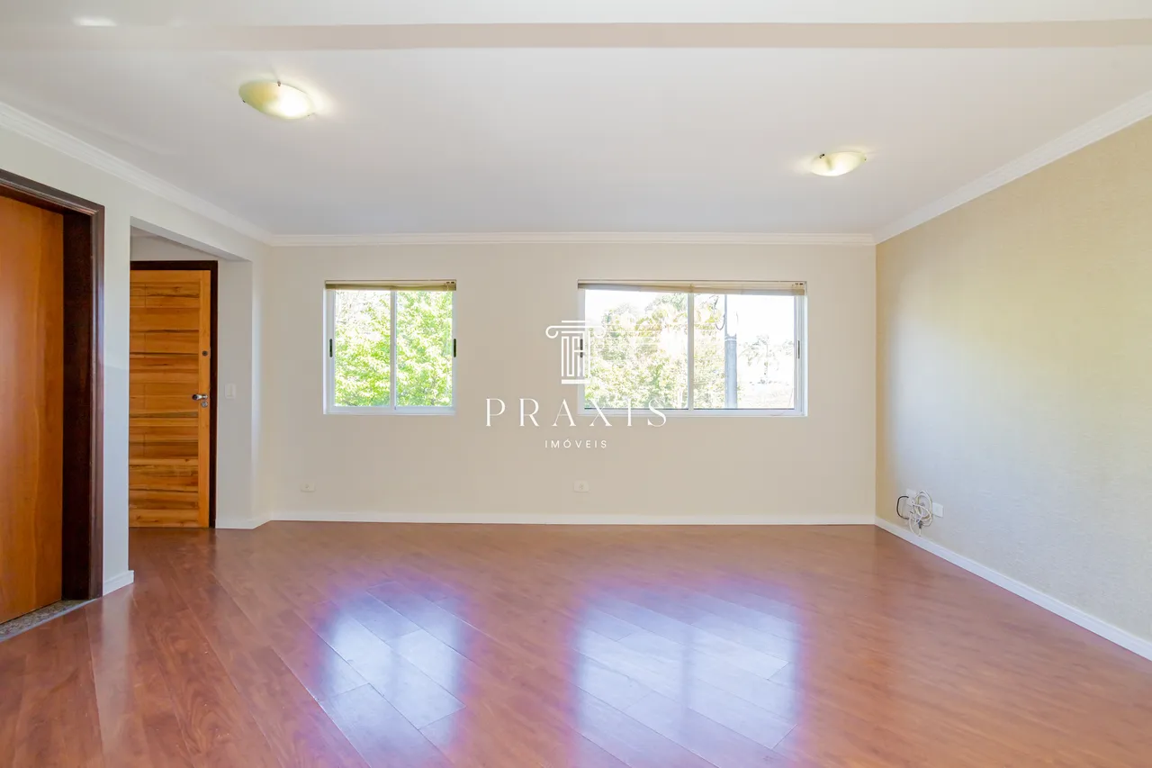 House with built-in balcony grill and laundry area — photo 12