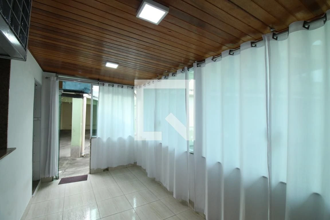 Unfurnished house for rent with 4 bedrooms and private garden — photo 45