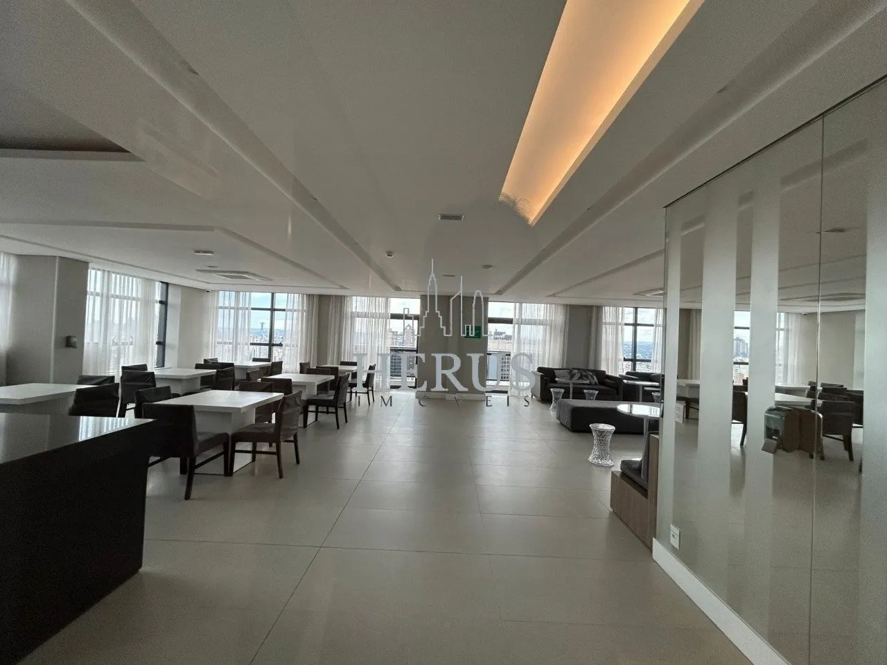 Apartamento de 2 dormitorios con suite y balcón — photo 32
