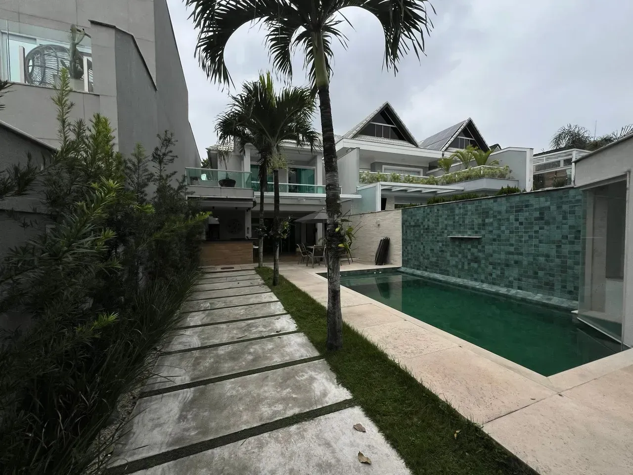 Casa com 5 quartos e 5 banheiros, 3 vagas — photo 17