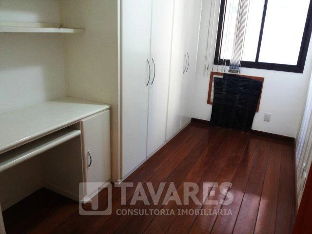 Home office in a 2-bedroom apartment, 72 m² — photo 4