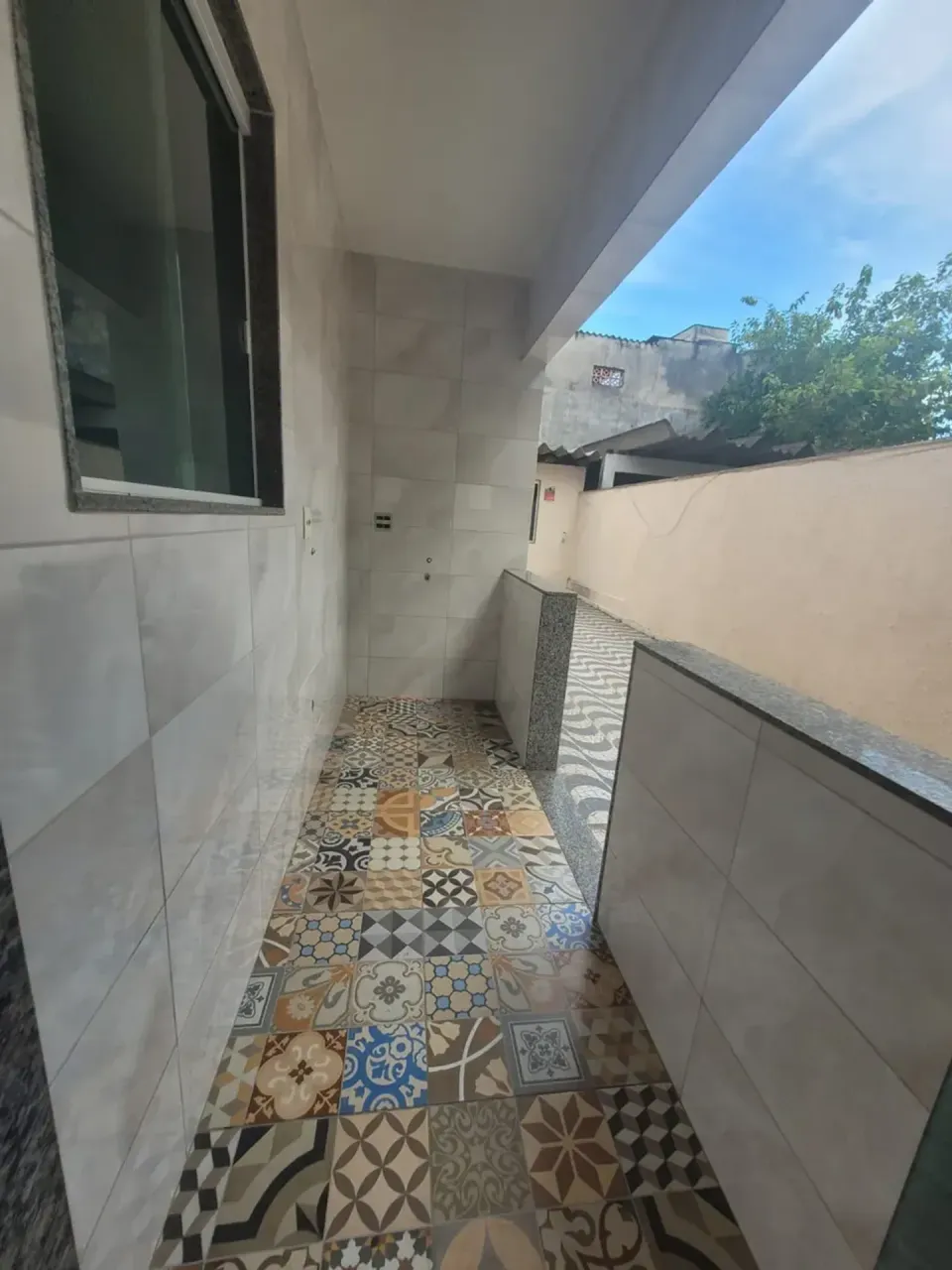 House with 5 bedrooms and a separate closed kitchen — photo 5