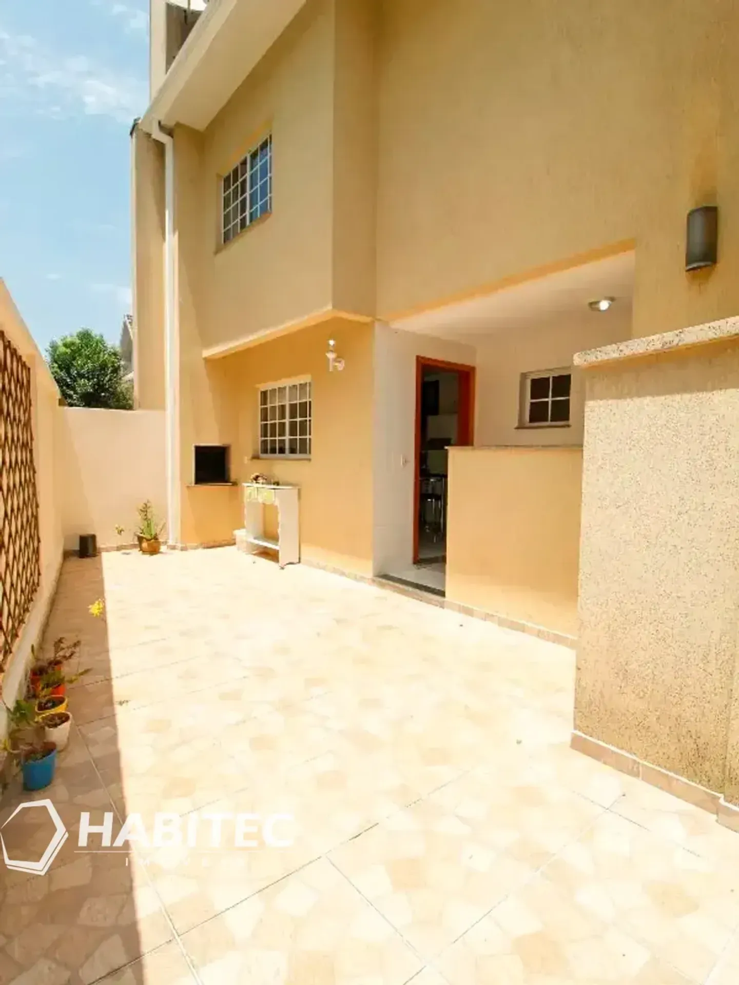 Triplex house with 3 bedrooms and 2 parking spaces 258 m² — photo 24