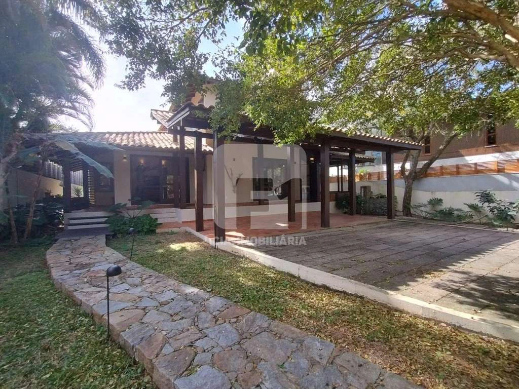Gated-condo house with 4 bedrooms and 680 m² — photo 2