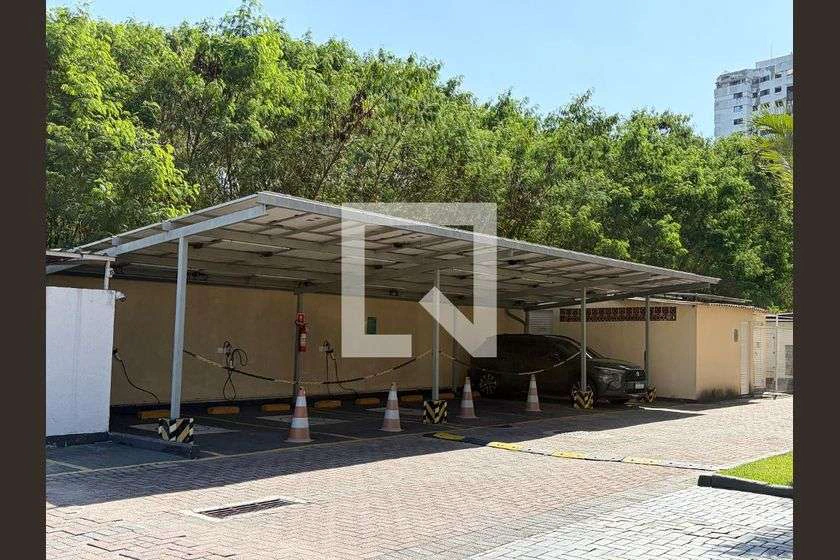 Студия 37 м² с балконом и компактной кухней — photo 30