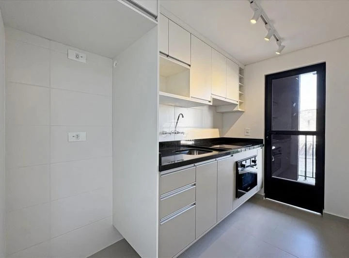 Квартира з 2 спальнями (69 м²) і 1 місцем, є suite — photo 6