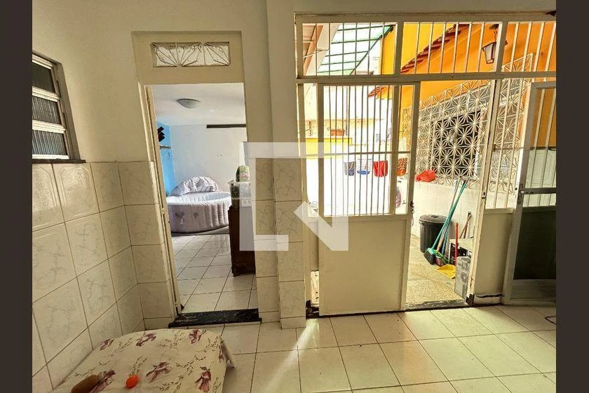 Furnished house with 4 bedrooms and 2 bathrooms — photo 19