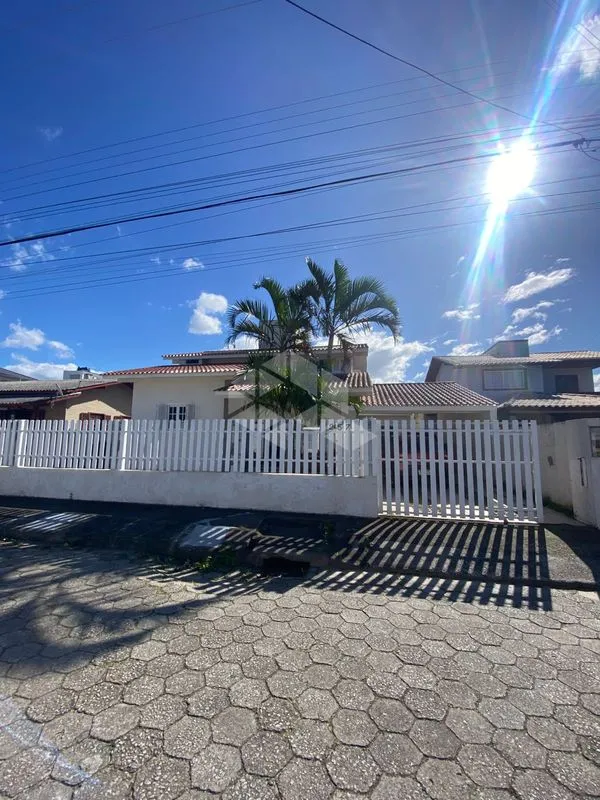 Casa amueblada, 300 m², con bañera — photo 14