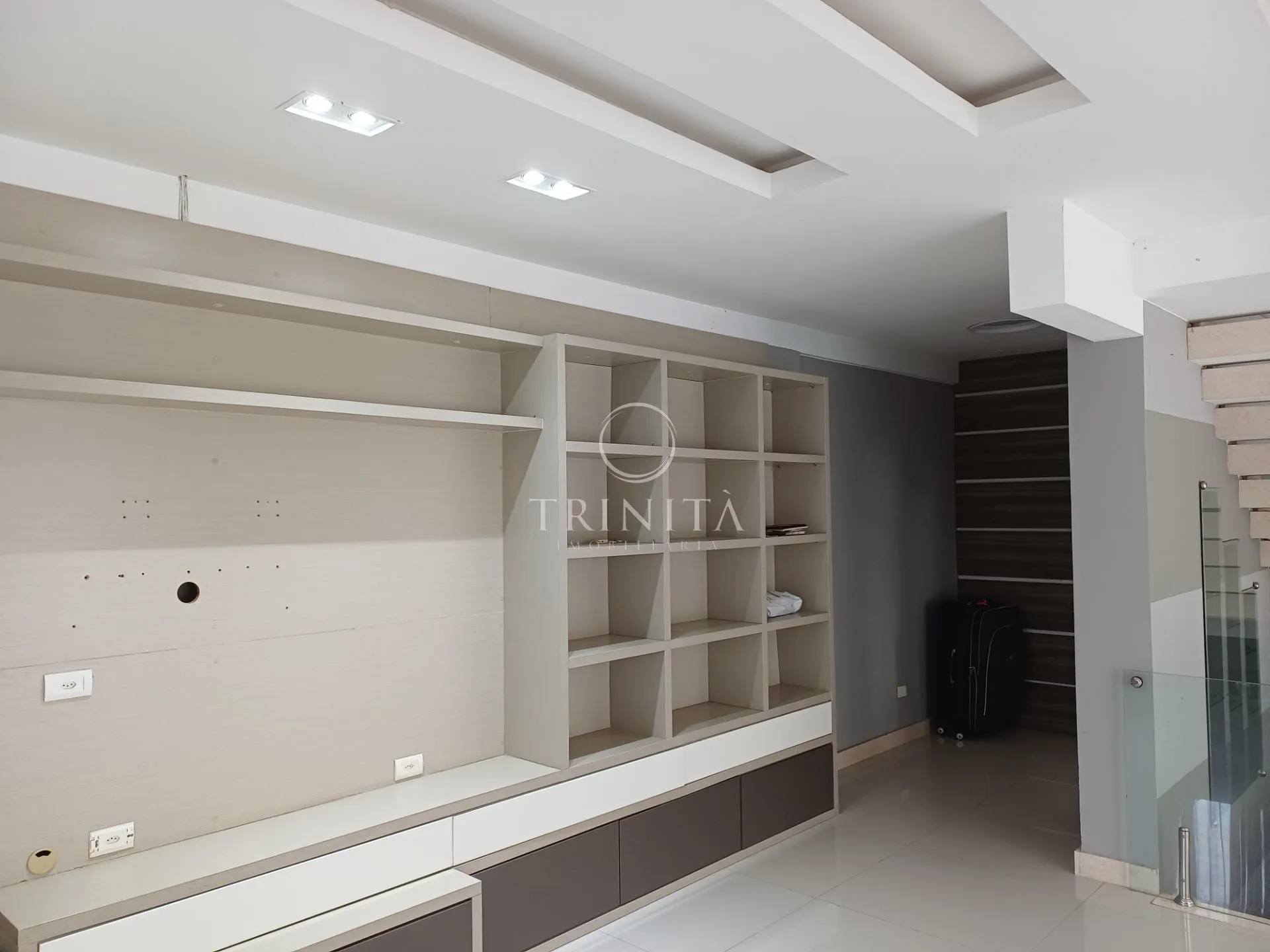 House, 490 m², with a grill on the balcony — photo 31