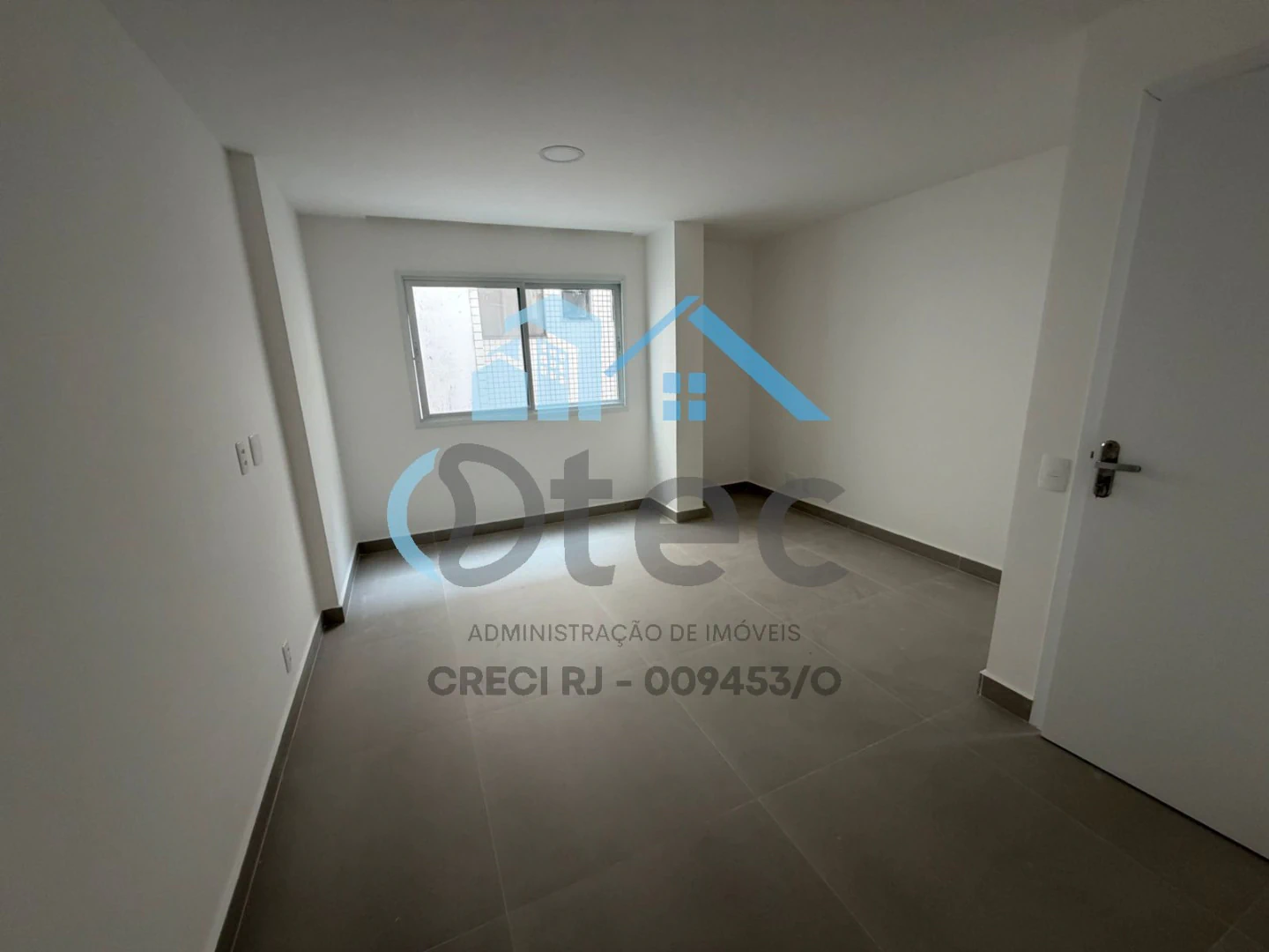 2-suite apartment with 2 parking spaces — photo 3