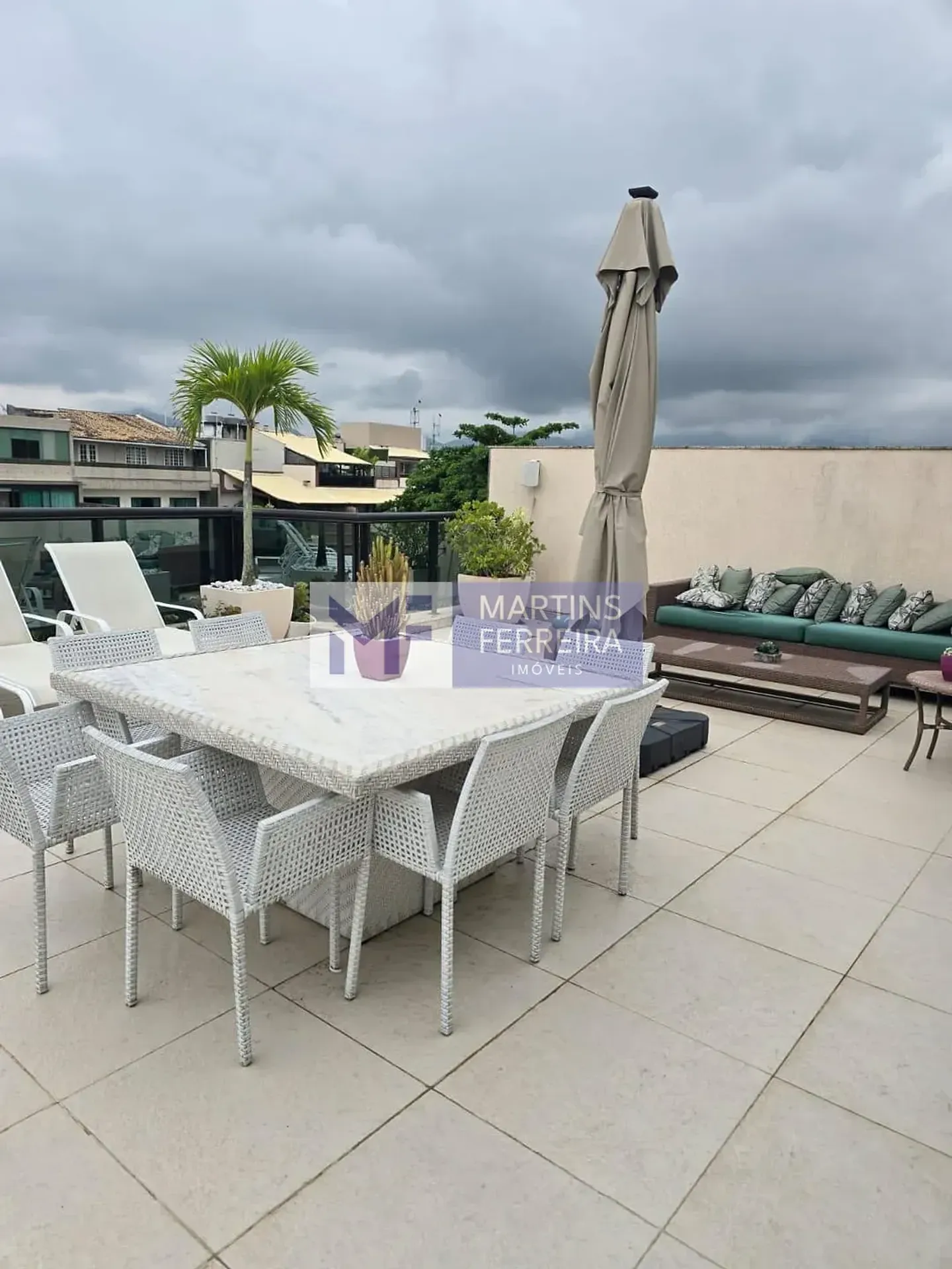 Unfurnished penthouse apartment with 4 bedrooms — photo 22
