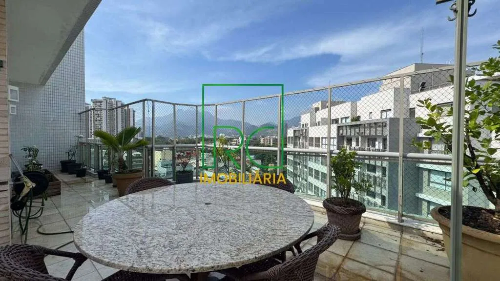 430 m² penthouse with 3 en-suite bedrooms and private BBQ — photo 9
