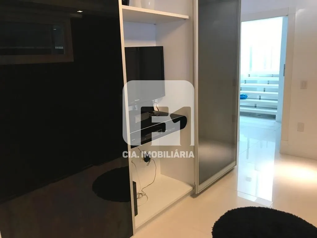 Furnished 9-suite house with open-plan kitchen — photo 56