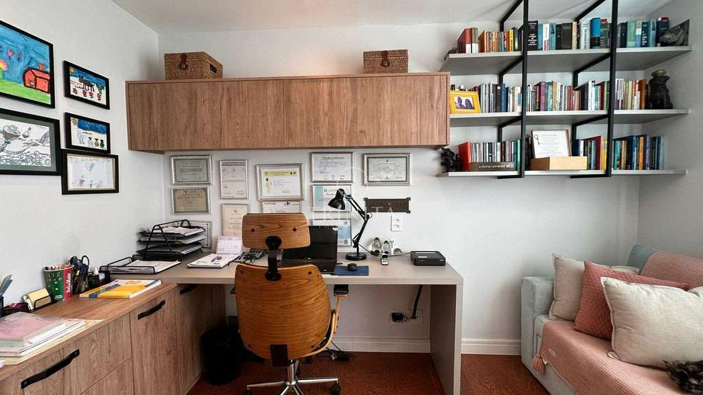 158 m² apartment with 3 bedrooms and open-plan kitchen — photo 27