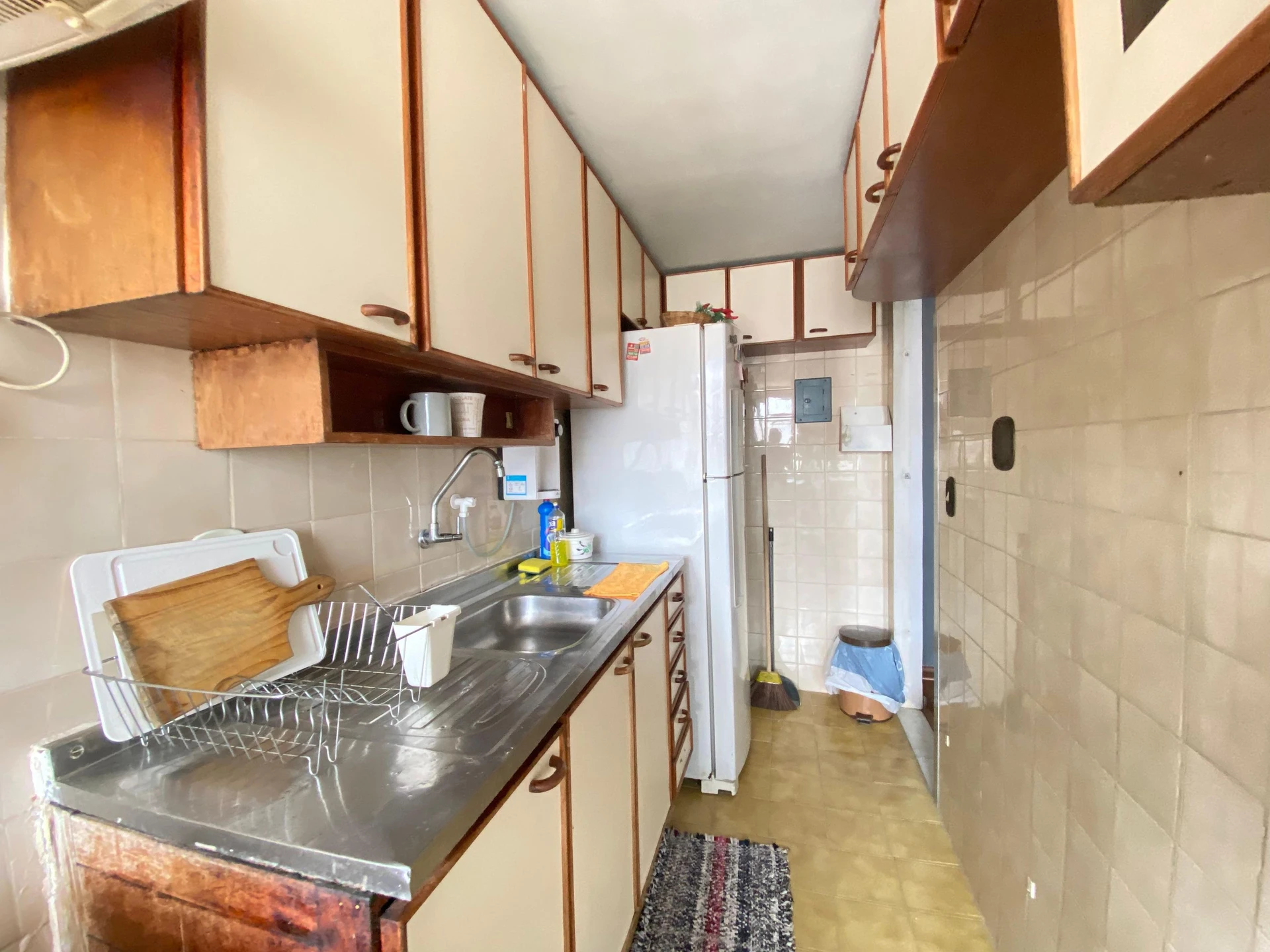 Furnished 2-bedroom apartment with 1 parking space — photo 11