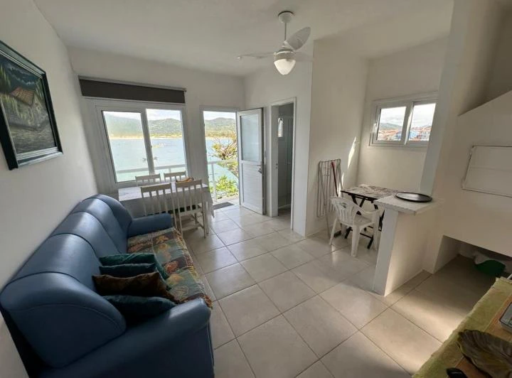 Furnished apartment with open-plan kitchen and 2 bedrooms