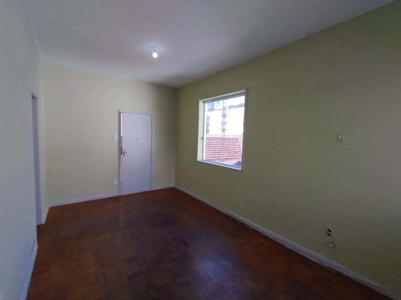 3 quartos e piso de madeira ou laminado: casa de 74 m² — photo 10