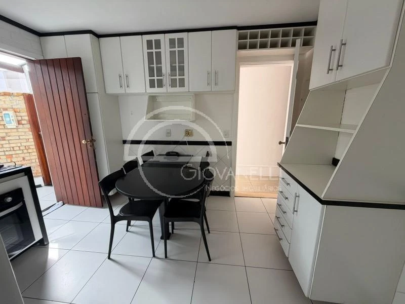 Casa triplex de 242 m² com 3 quartos e 2 vagas — photo 50