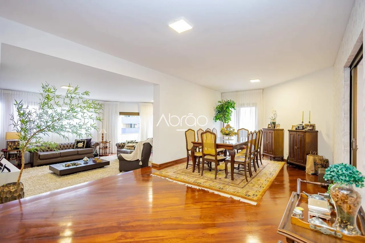 4-bedroom apartment with 2 en-suites and 427 m² — photo 5