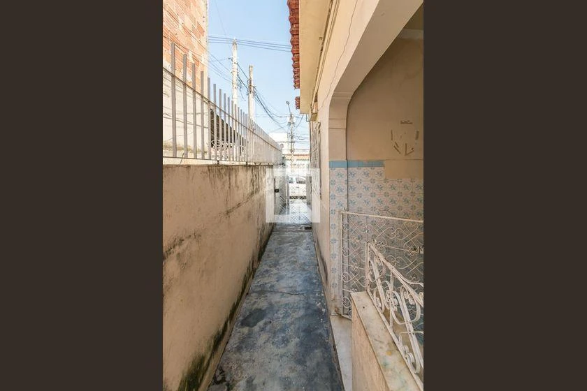 Casa para locação com 3 quartos, 2 banheiros e 1 vaga — photo 49