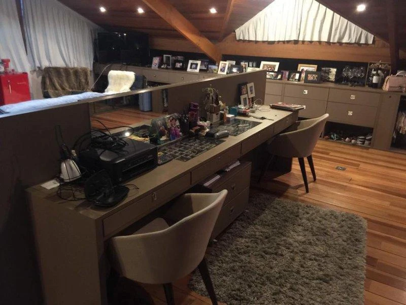 Панорамні вікна та 6 спалень: будинок 525 м² — photo 26