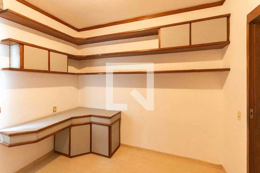 3-bedroom apartment with 2 parking spots and 133 m² — photo 15