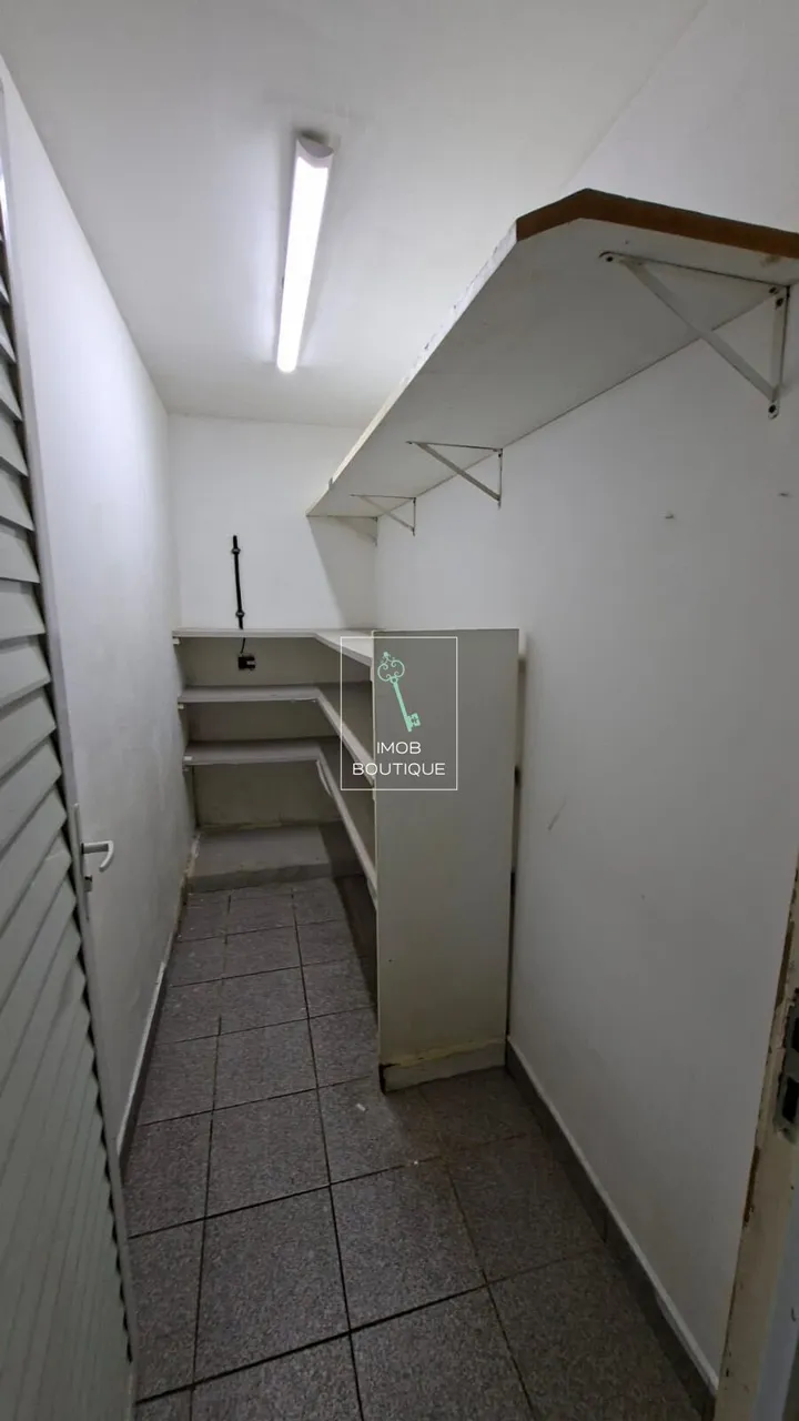 House with 5 bedrooms and the shared pool — photo 12