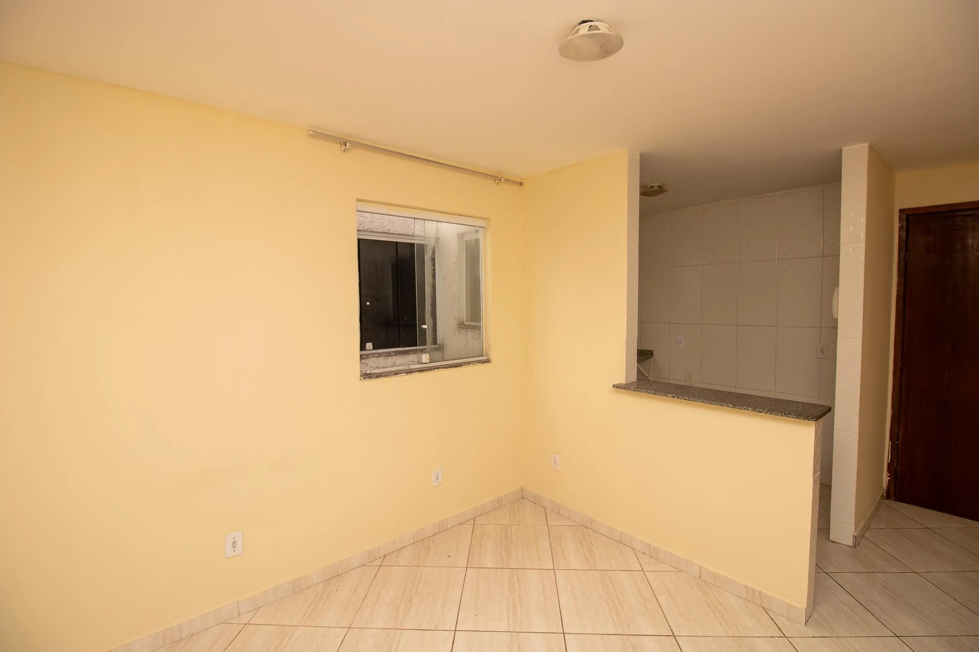 Studio sem mobília com 1 quarto e box de vidro — photo 15