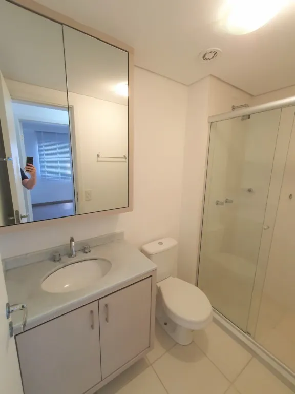 Apartamento de 2 quartos com cozinha fechada e fogão a gás — photo 24