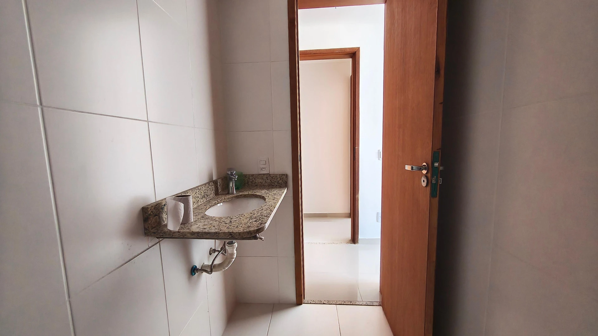 Apartamento com 2 quartos e varanda — photo 20