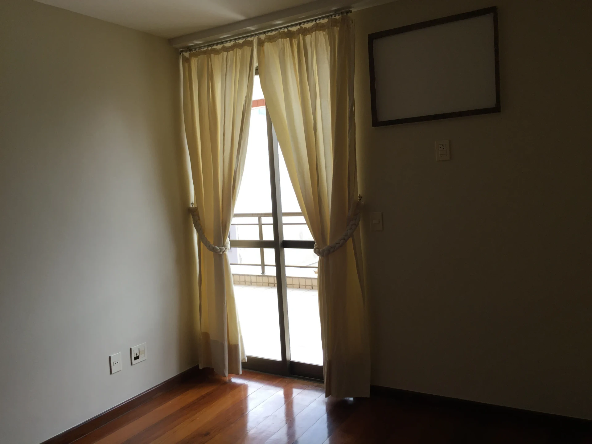 4-bedroom apartment with 2 suites and 2 parking spots — photo 7