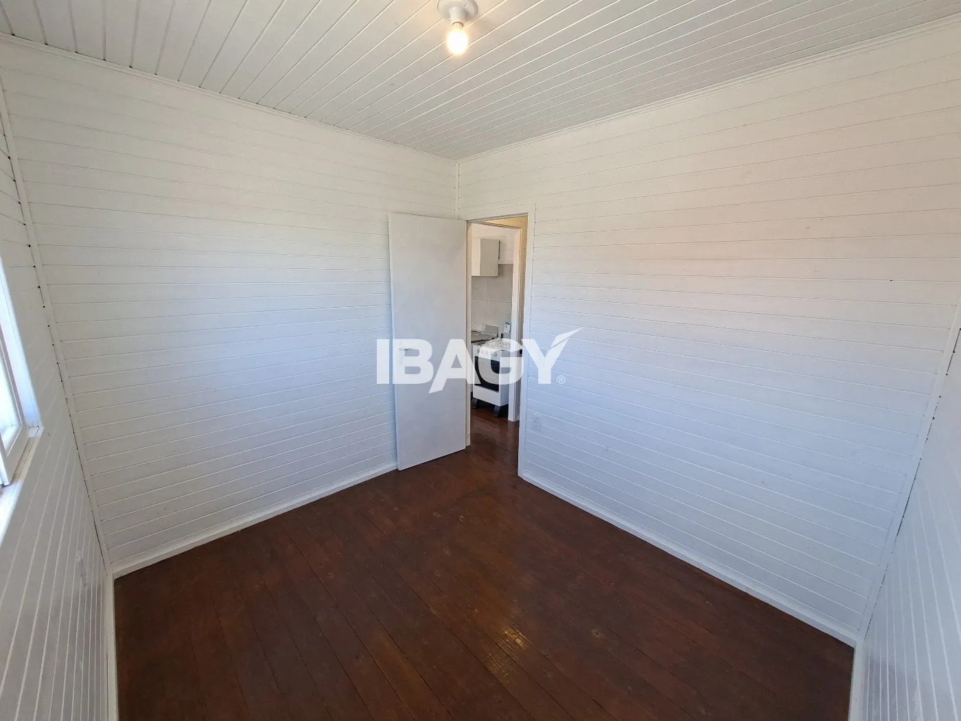 Apartment, 24 m², with wood or laminate floors — photo 5