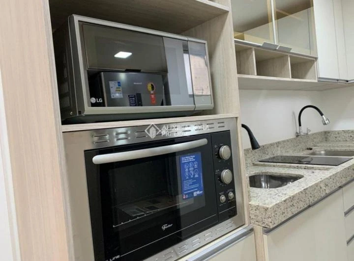 Квартира з 1 спальнею та відкритою кухнею 62 м²