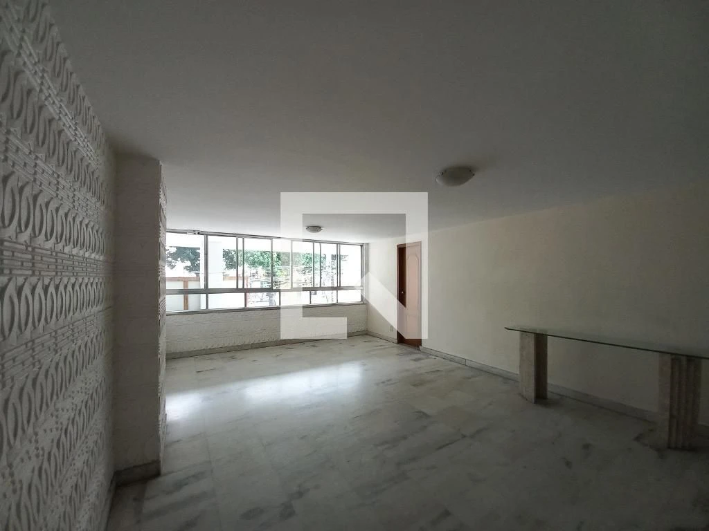 Apartamento de 2 quartos com varanda envidraçada — photo 35