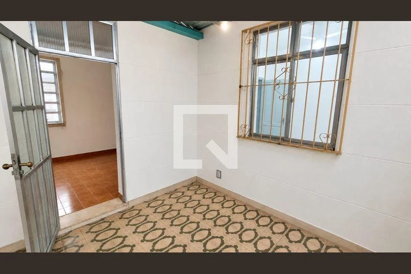 3-bedroom apartment, 1 with its own bathroom, 90 m² — photo 24
