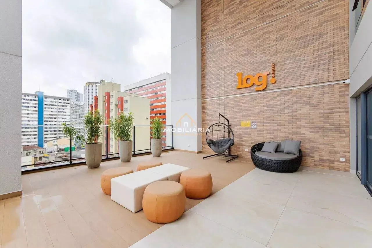 One-bedroom apartment in a building with a coworking space — photo 22