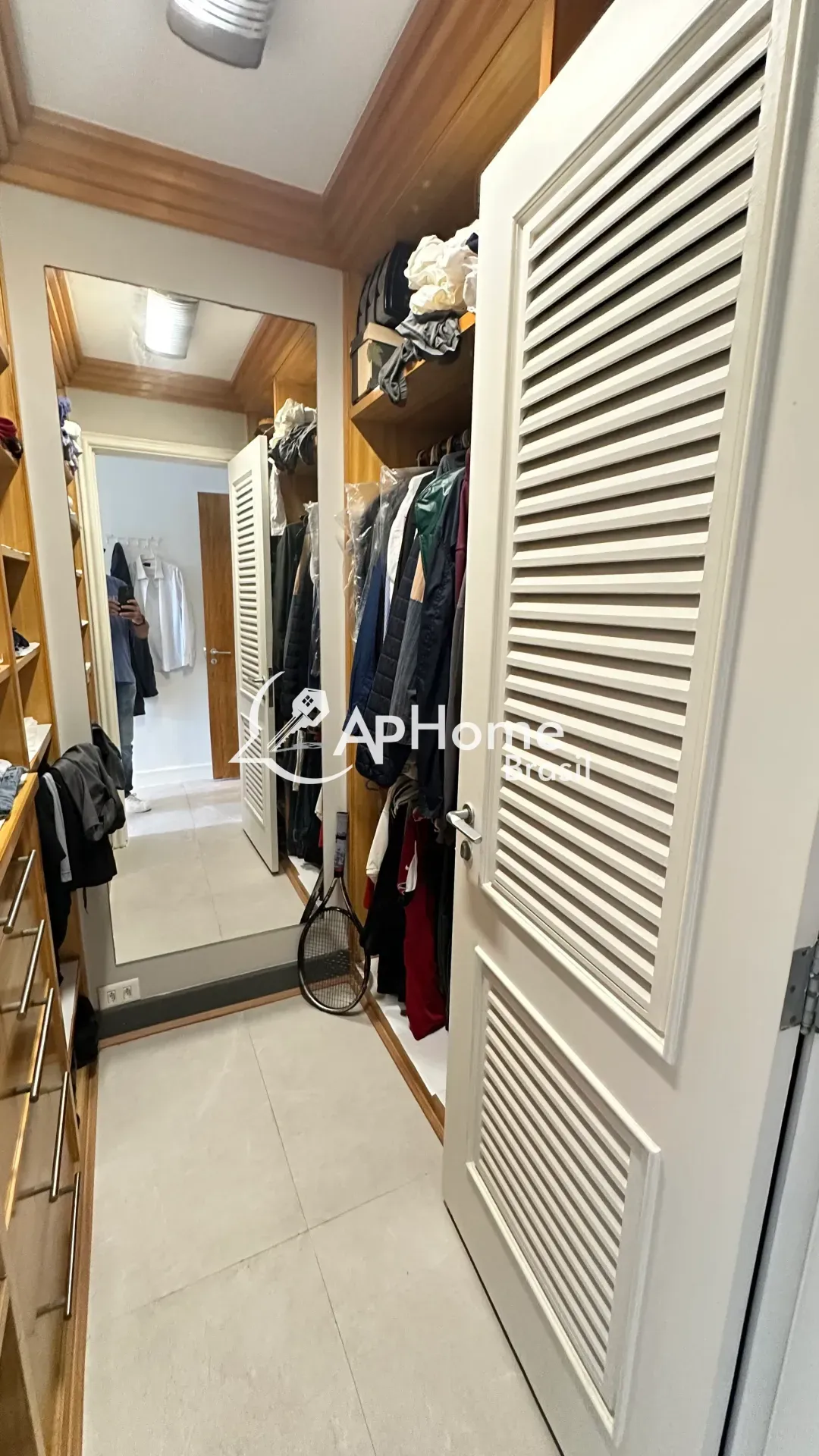 Apartment with 4 bedrooms, closed kitchen — photo 12