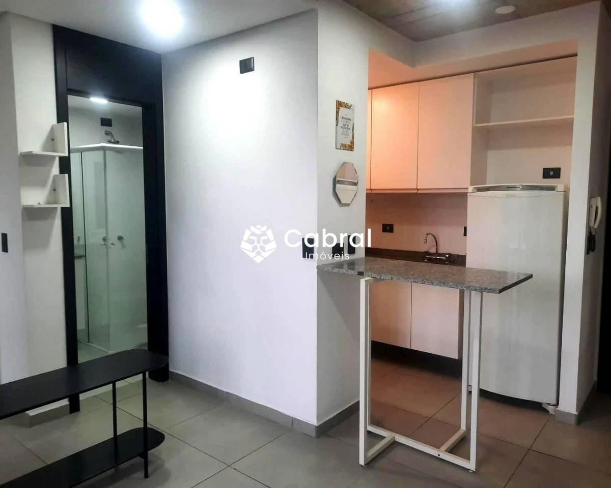 Balcony with a grill in a one-bedroom apartment, 35 m² — photo 2