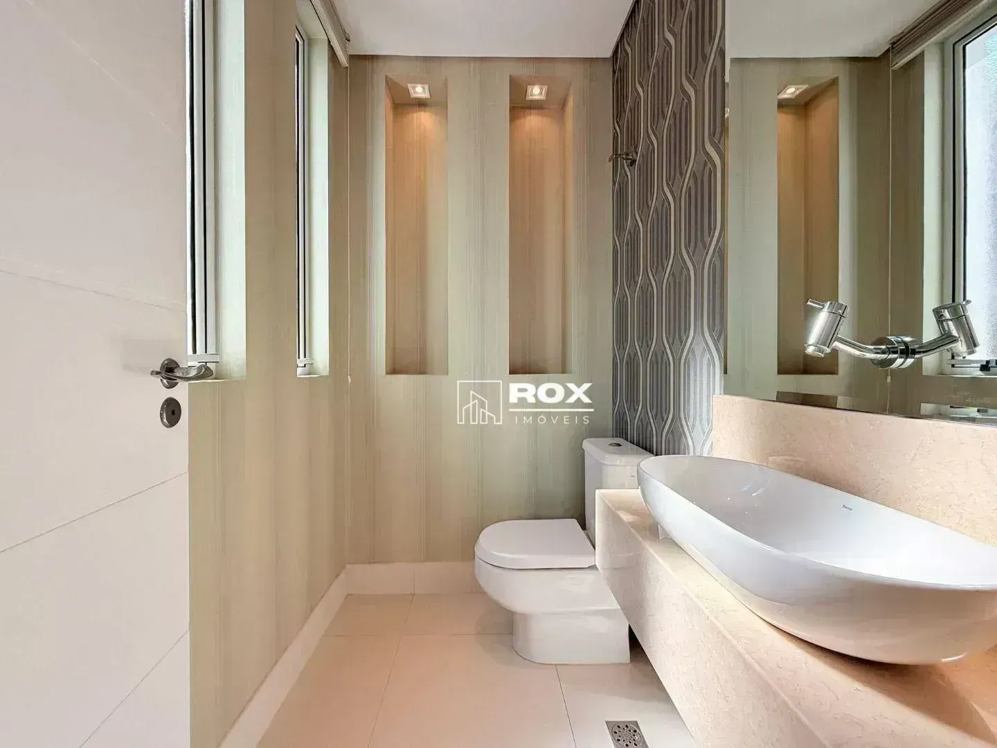 Ground-floor house with 5 en-suite bedrooms — photo 19