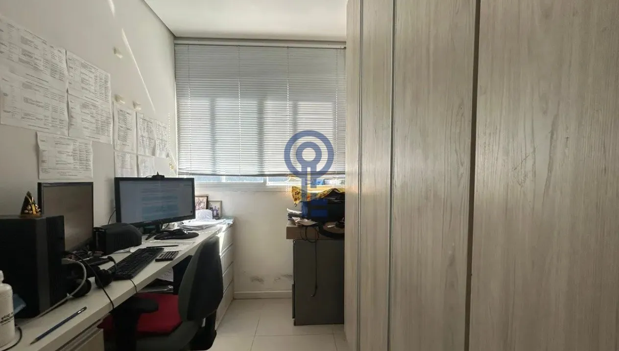 Furnished house with 5 bedrooms and 4 parking spots — photo 26