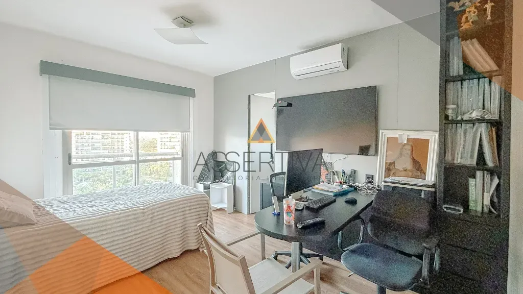 Furnished 470 m² apartment with 4 en-suites and 4 parking — photo 18