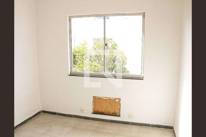 Condo townhouse with 3 bedrooms and a balcony grill — photo 10