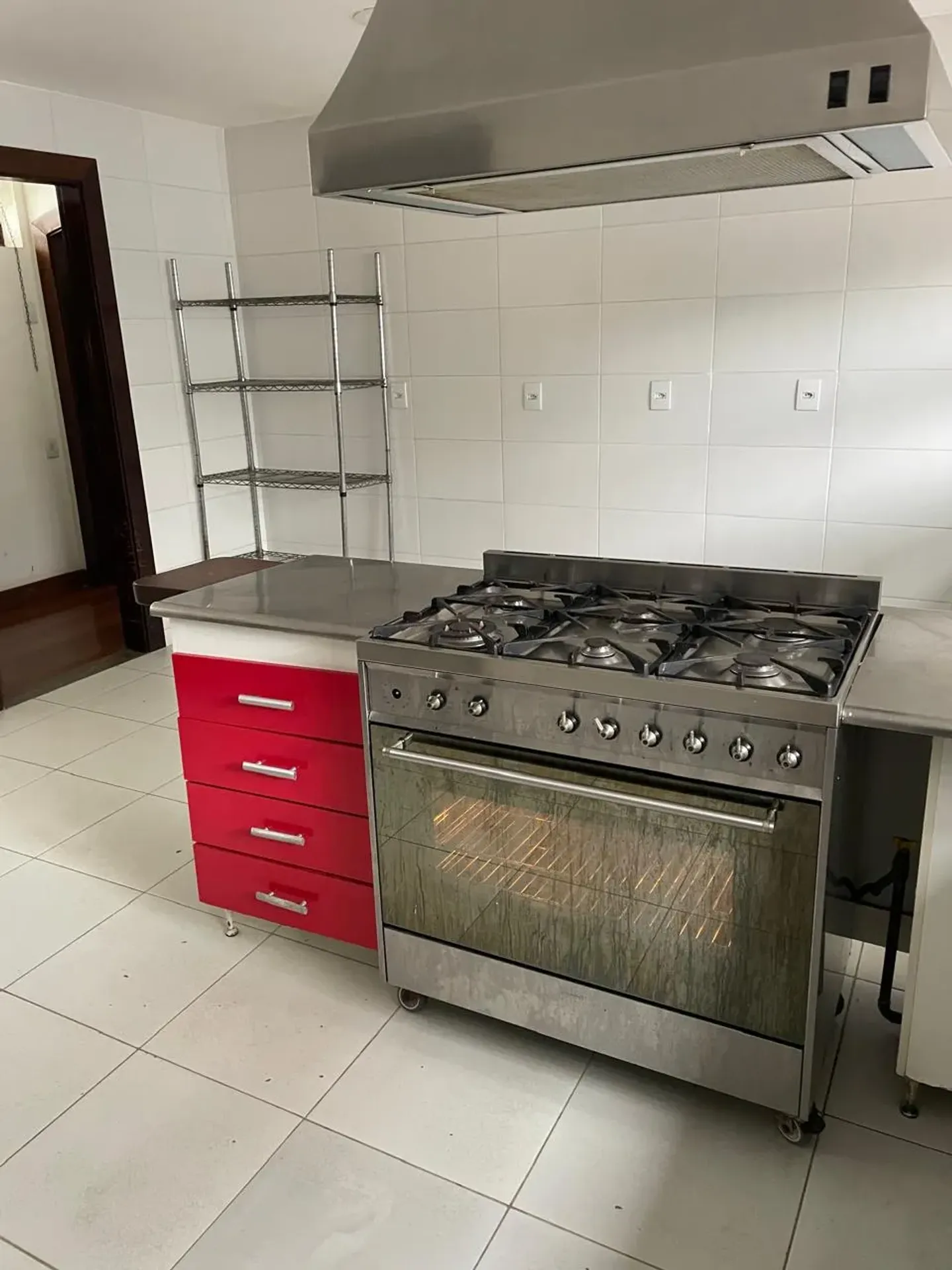 Casa com 5 quartos e cozinha fechada a gás — photo 11