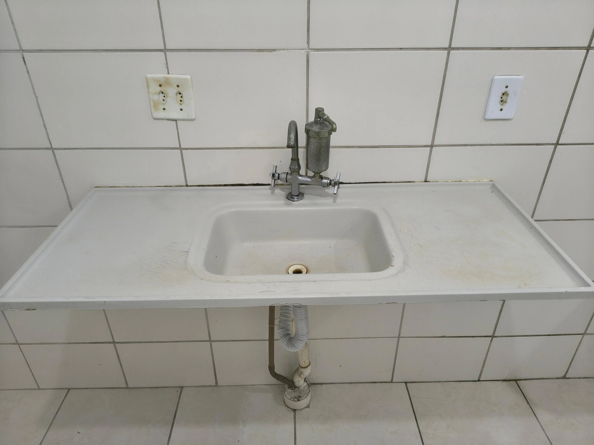 Немебльована квартира з пральною зоною та 2 спальнями — photo 8