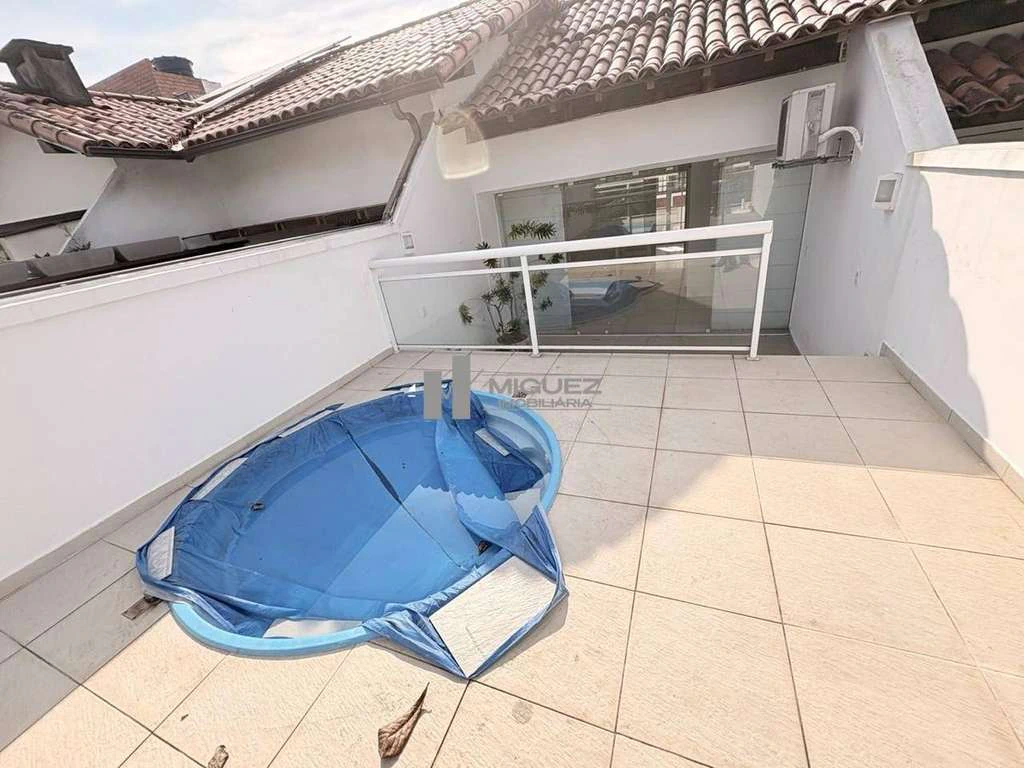 273 m² triplex house with 3 parking spaces and 5 baths — photo 19