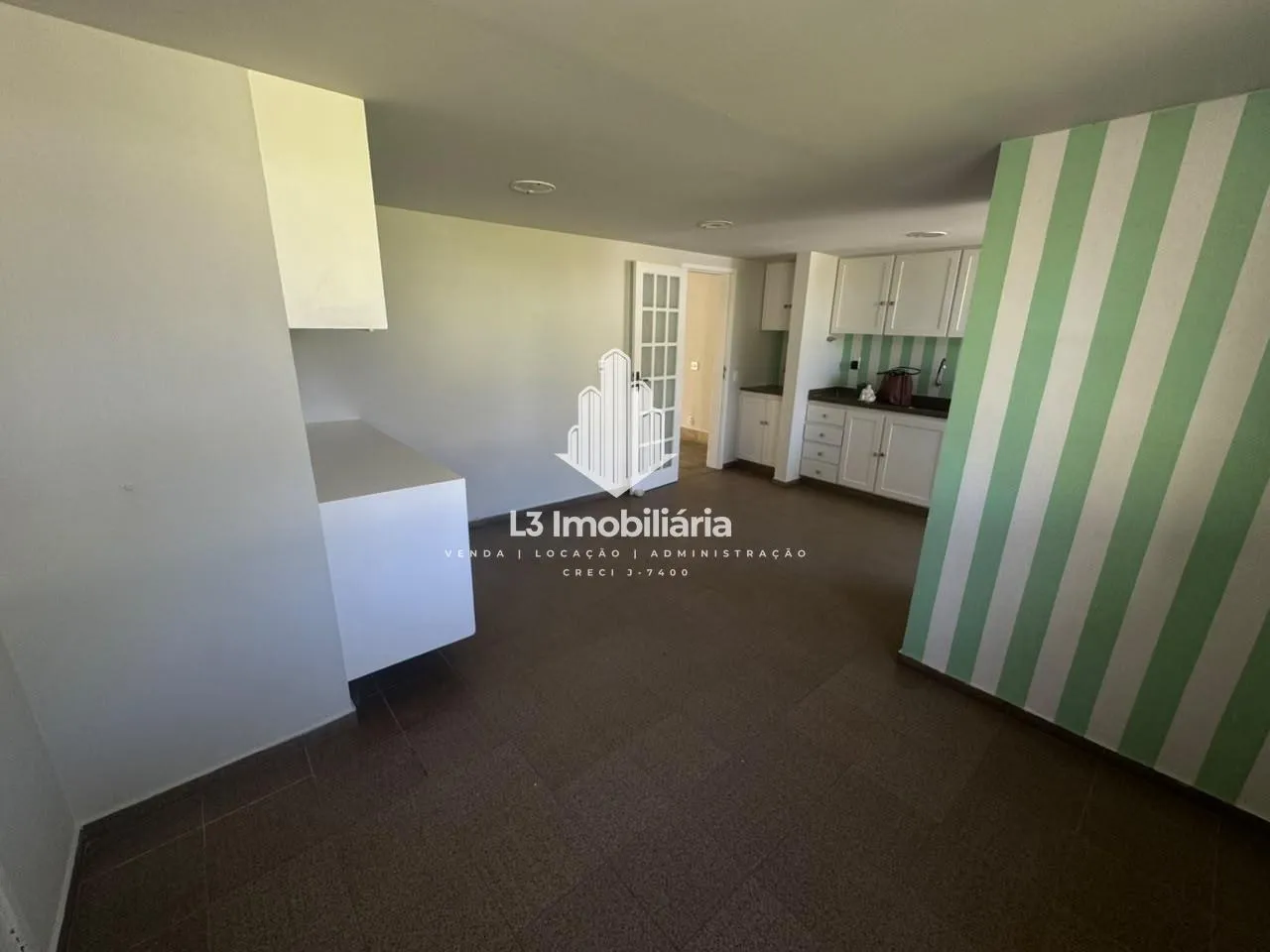 Rental house with 4 bedrooms and 3 bathrooms — photo 15