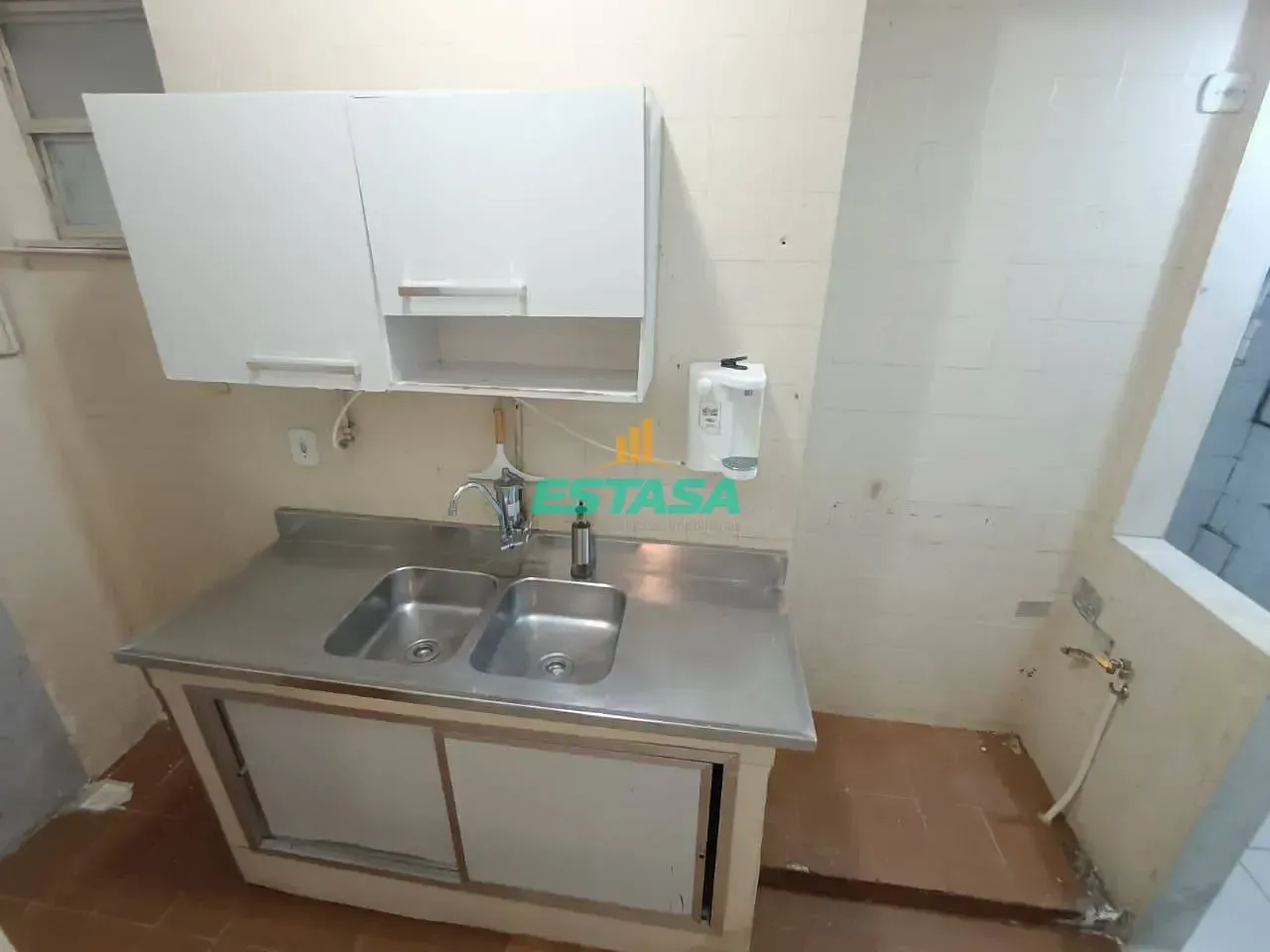 Дерев'яна підлога або ламінат та 2 спальні: квартира 75 м² — photo 12