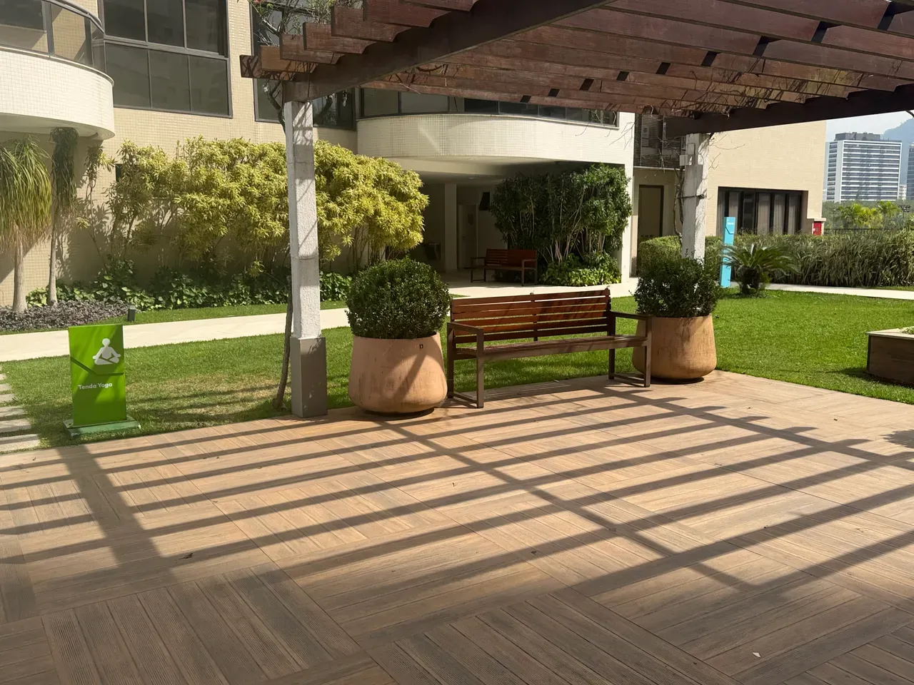 4-bedroom apartment with 125 m² and a balcony — photo 37