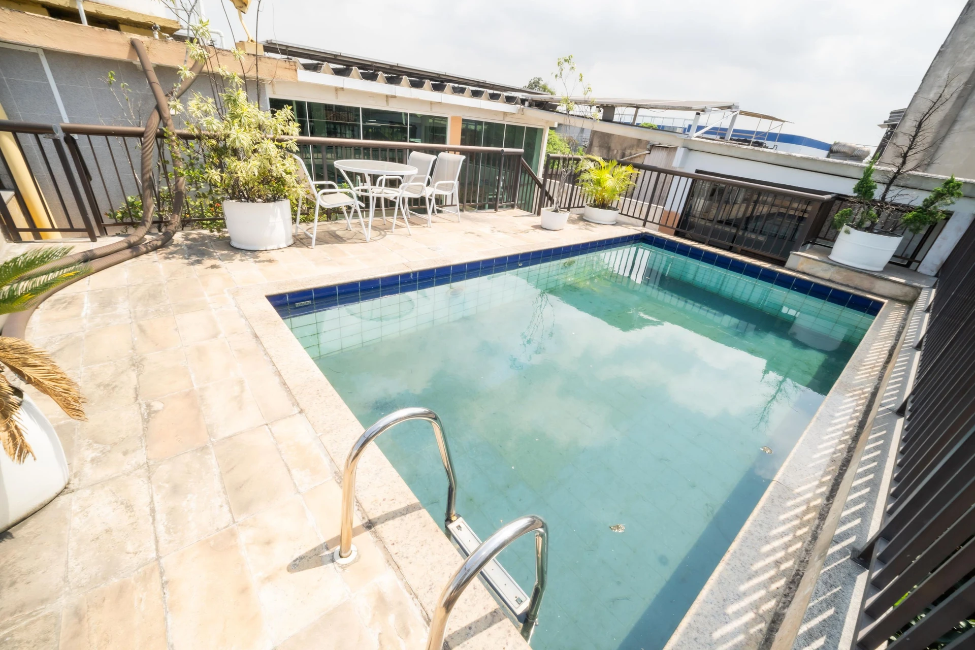 Furnished house, 449 m², with a jacuzzi — photo 70